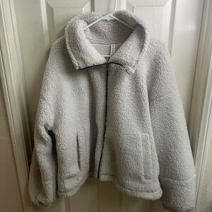 Lululemon puff jacket